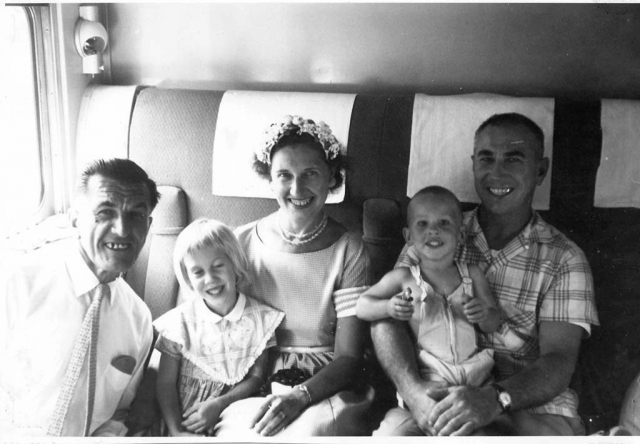 Early 1960s - Joe and Anne Mazaar visit Barb, Paul, and Walt Konopacki in Clovis, New Mexico.