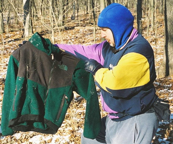 2002 - During a Christmas trip, we found this trinket in a geocache in Minnesota. We actually took this home with us, but eventually gave it to Goodwill.